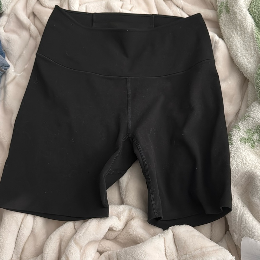 UNIQLO black biker shorts size small